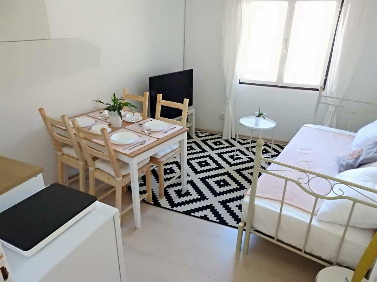 Apartment Antonela Slatine Eksteriør billede