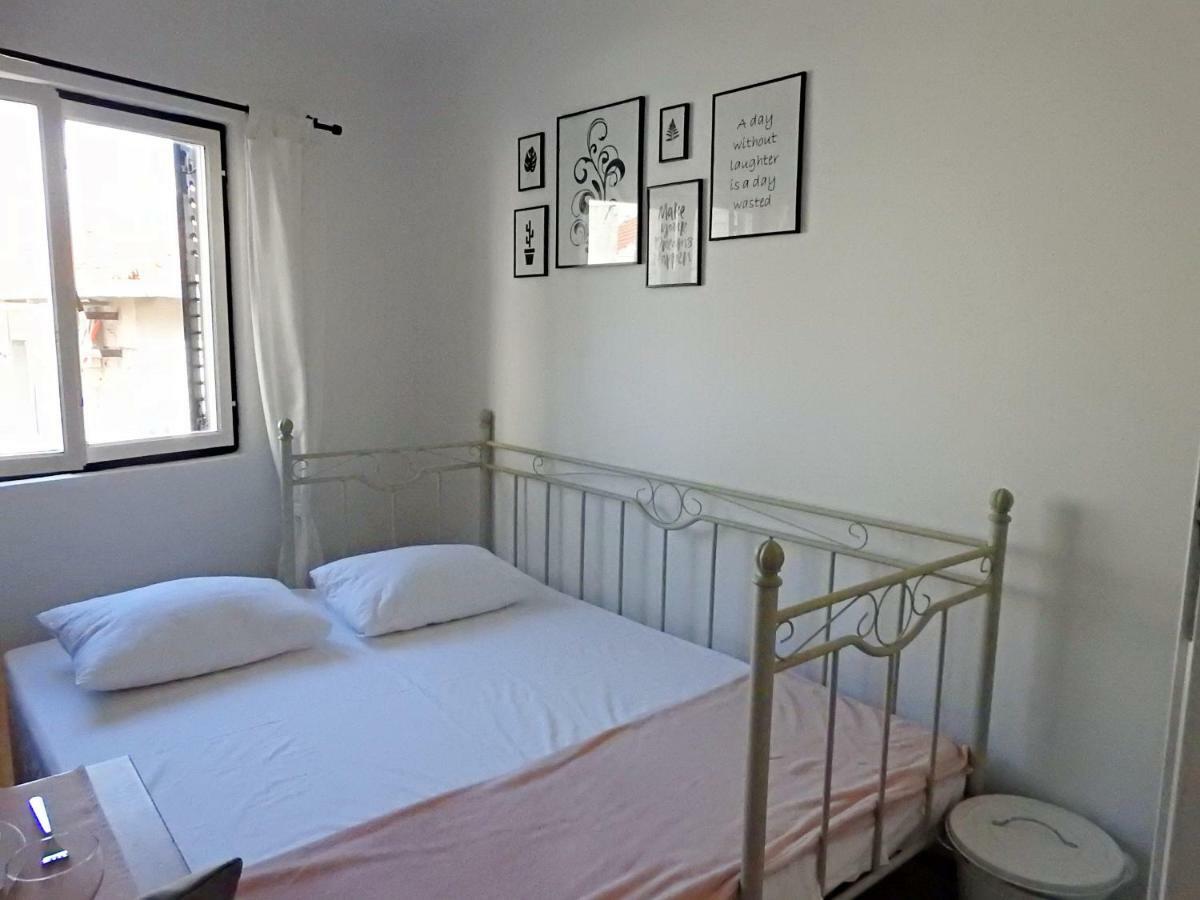 Apartment Antonela Slatine Eksteriør billede