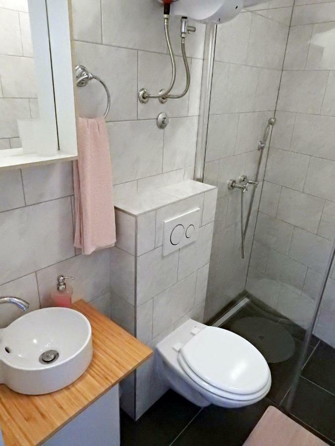 Apartment Antonela Slatine Eksteriør billede