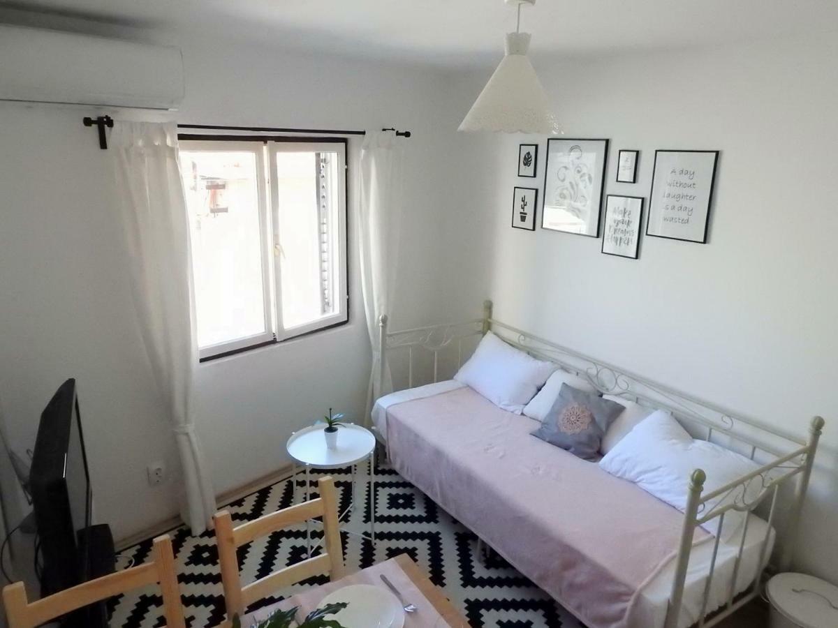 Apartment Antonela Slatine Eksteriør billede