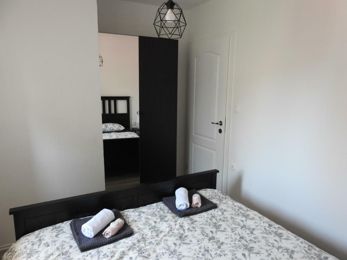 Apartment Antonela Slatine Eksteriør billede